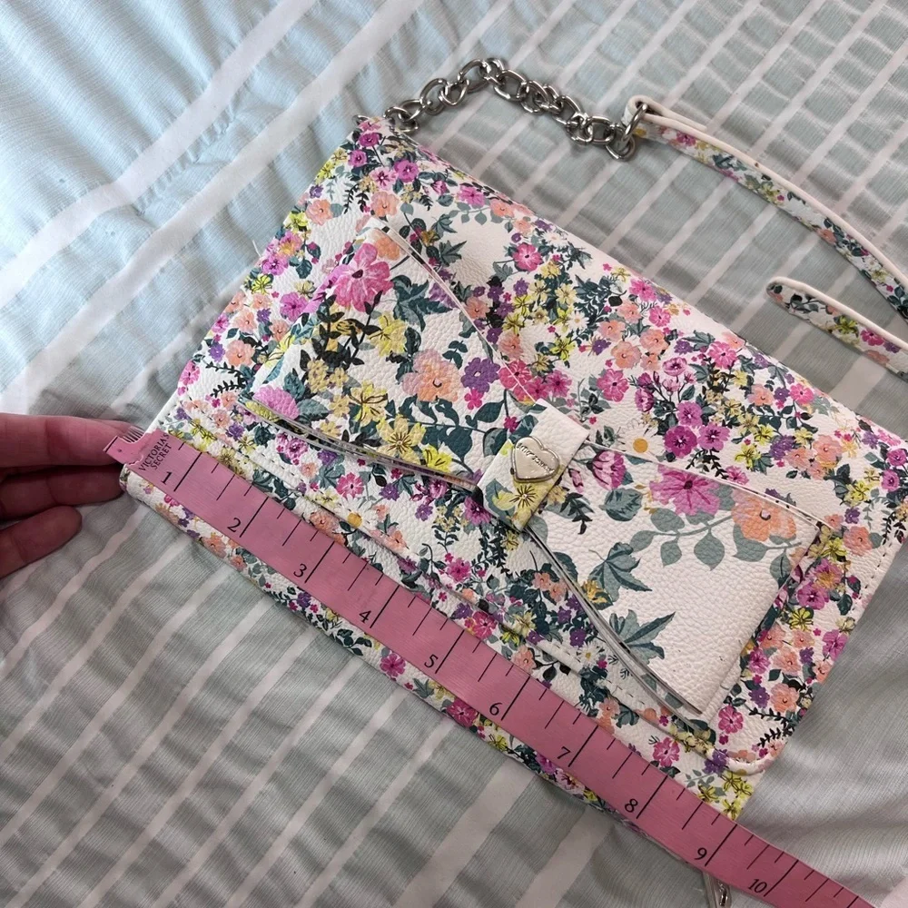 Betsey Johnson Floral Crossbody Bag.